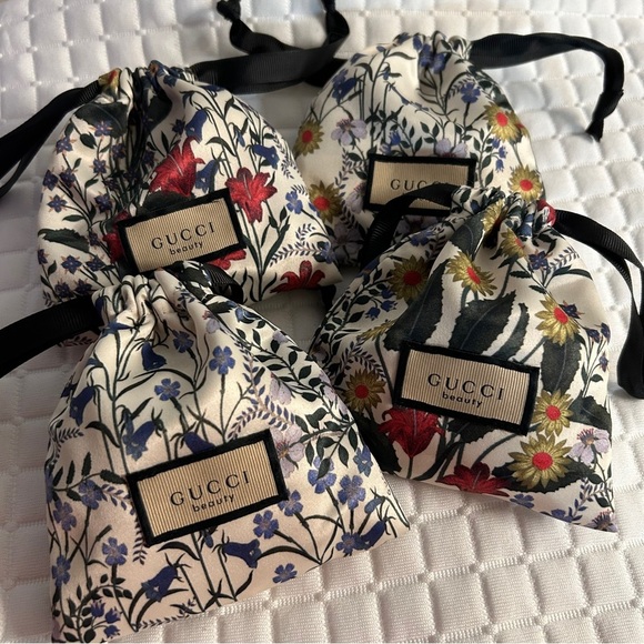 NWT Gucci Beauty Satin Scrunchie Set – 3-Pack w/ Floral Pouch - Picture 9 of 11
